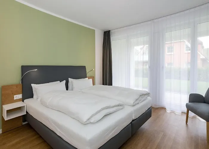 Deichhaeuser Anna Kueste Deichhaeuser Anna Kueste 6-11 *